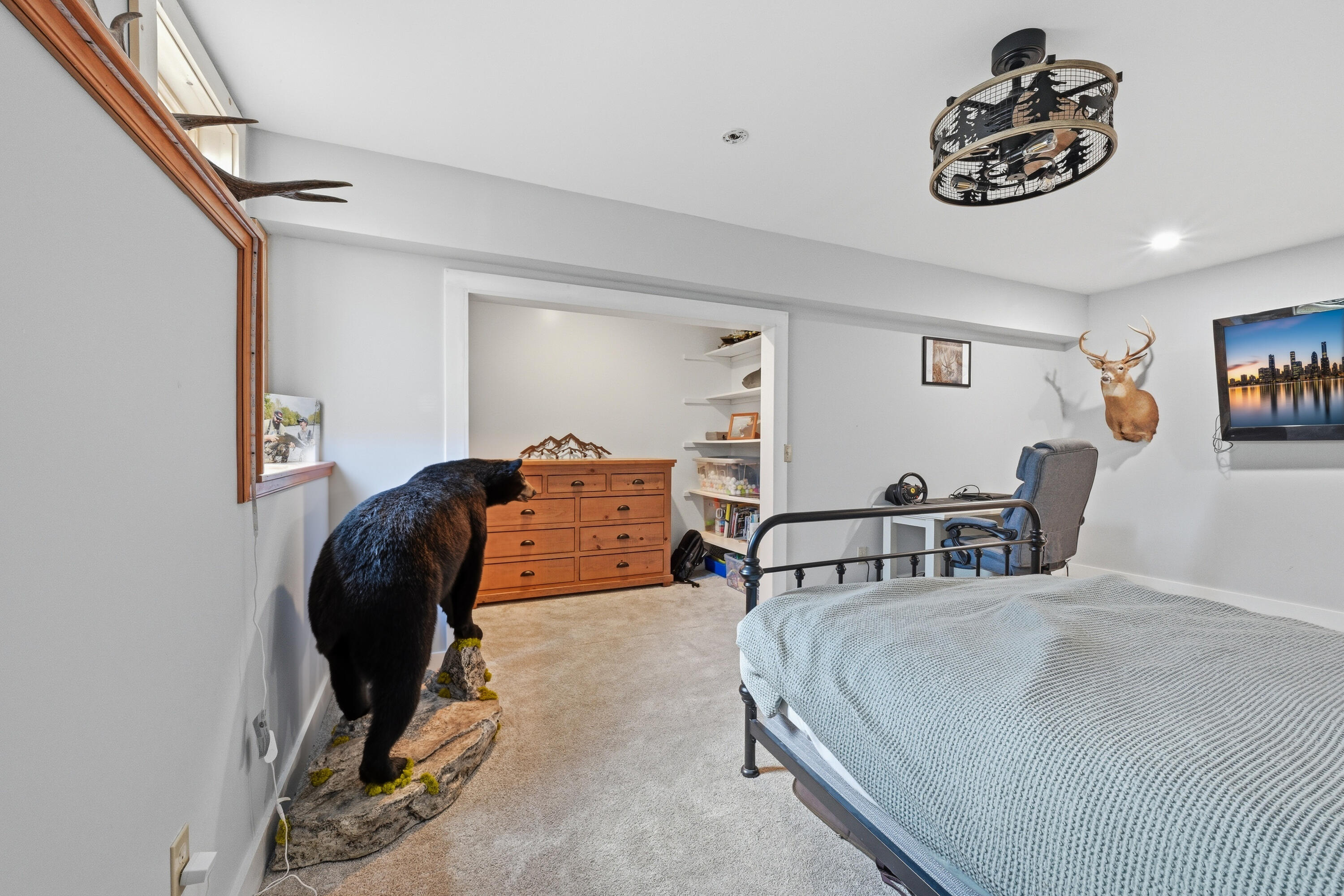 38 Carry Road Rangeley, ME 04964 - Photo 23 of 61 guest room
