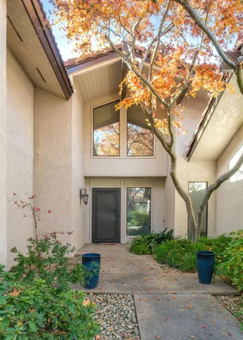 $455,000 | 5554 North El Adobe Drive, Fresno, CA 93711