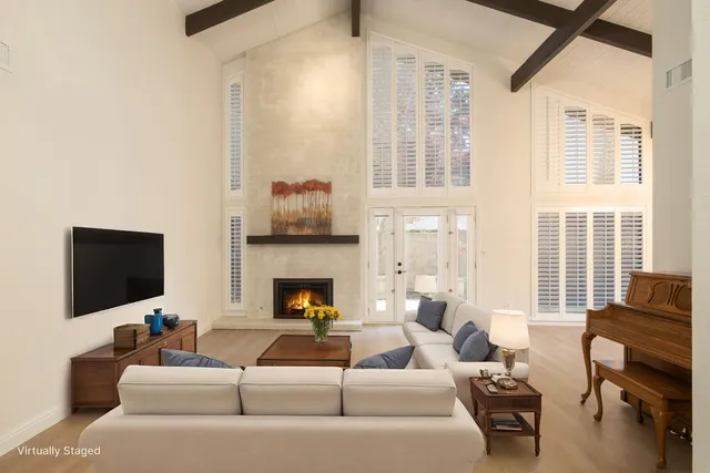 $455,000 | 5554 North El Adobe Drive, Fresno, CA 93711