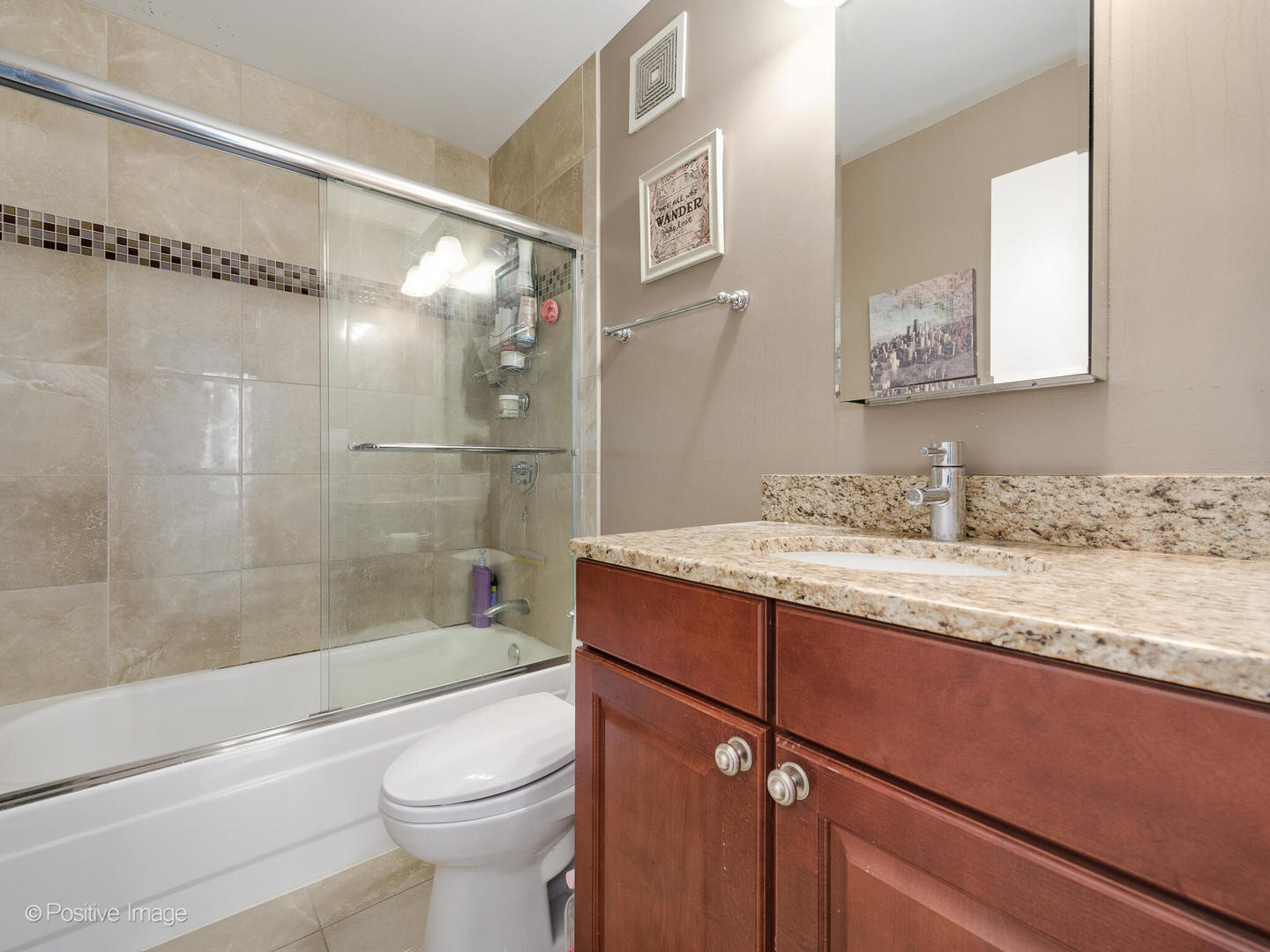 111 West Maple Street, Unit 1303 Chicago, IL 60610 - Photo 14 of 22