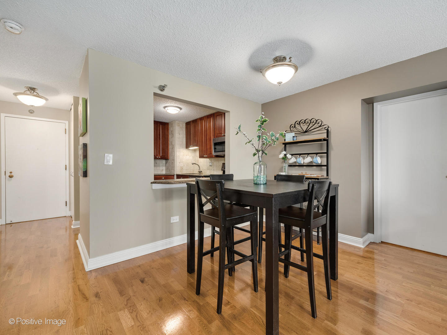 111 West Maple Street, Unit 1303 Chicago, IL 60610 - Photo 10 of 22