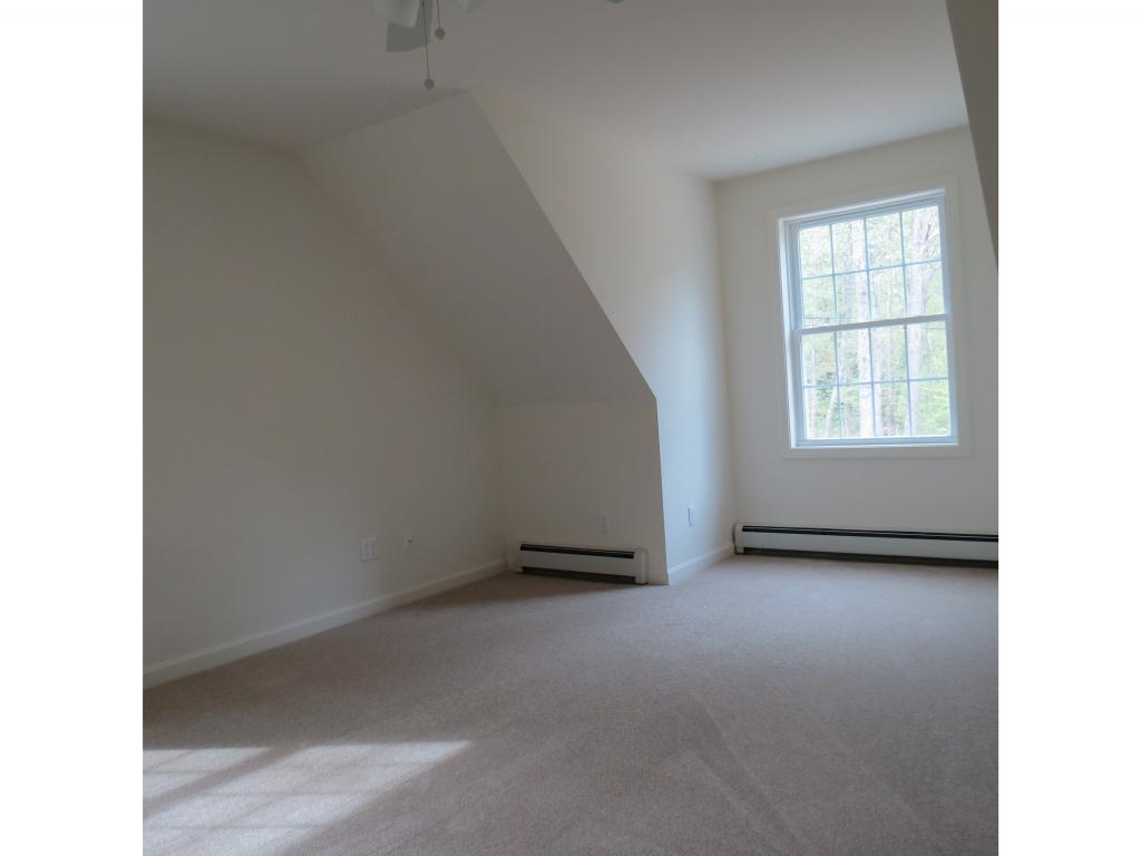 408 Stage Road Nottingham, NH 03291 - Photo 22 of 23