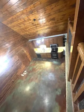 $245,000 | 3018 South 24th Street, St. Joseph, MO 64503