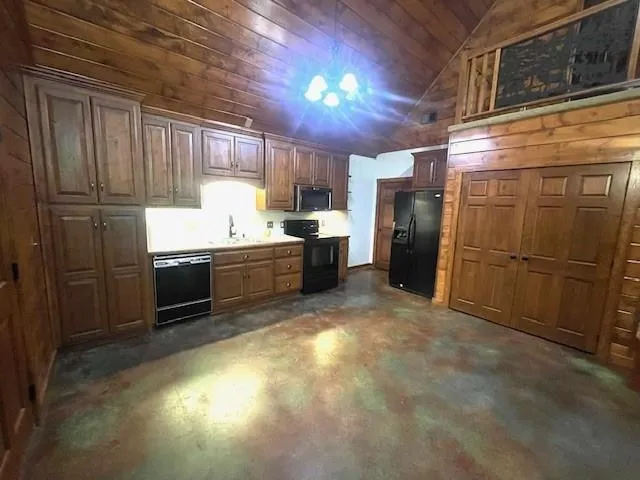 $245,000 | 3018 South 24th Street, St. Joseph, MO 64503