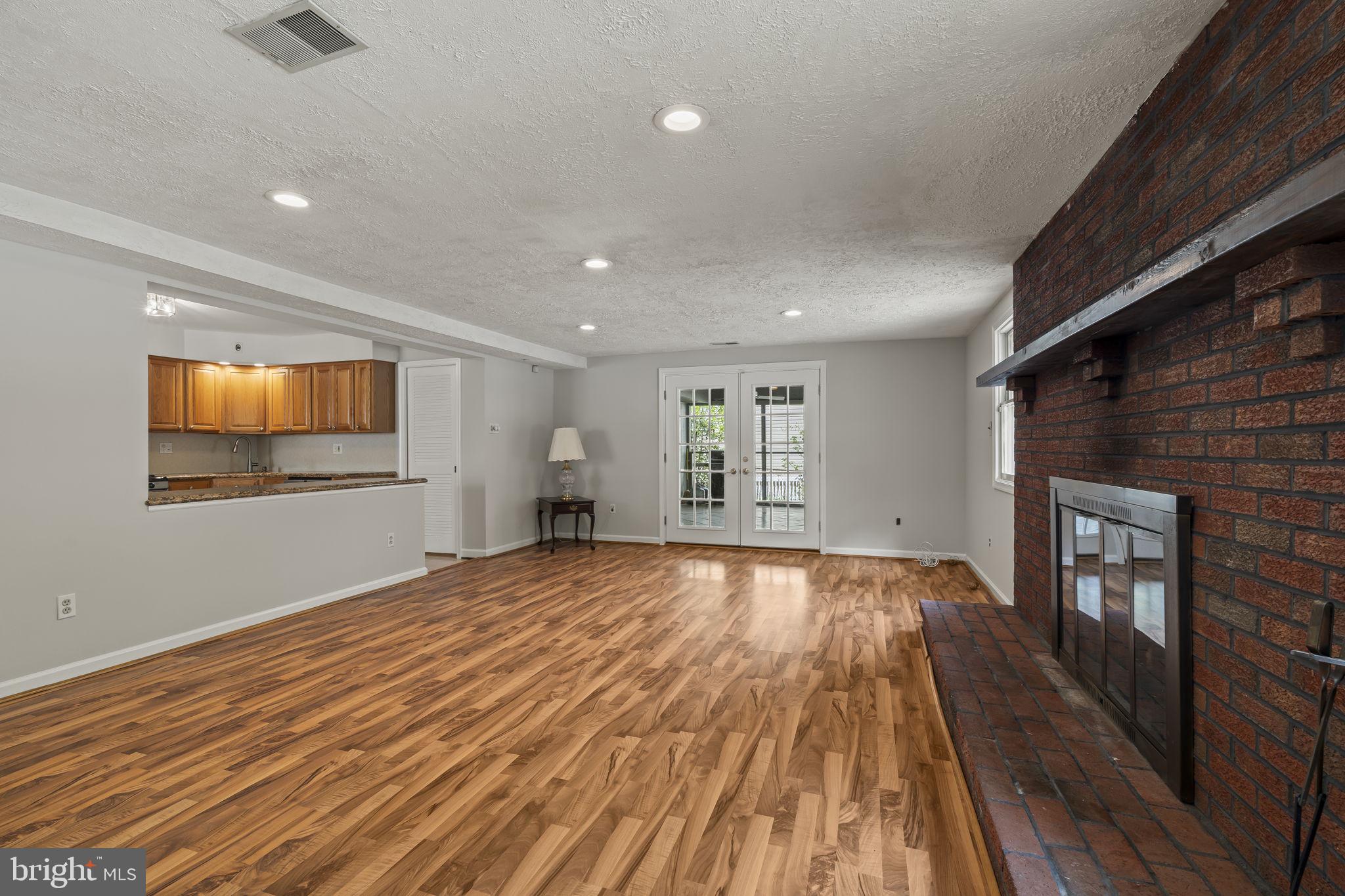 621 South Forklanding Road Maple Shade, NJ 08052 - Photo 12 of 45 Family Room