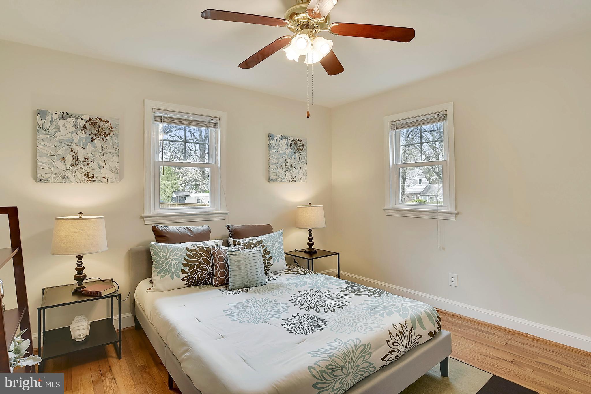 2916 Irvington Road Falls Church, VA 22042 - Photo 12 of 30 Main level bedroom 1 with multiple windows