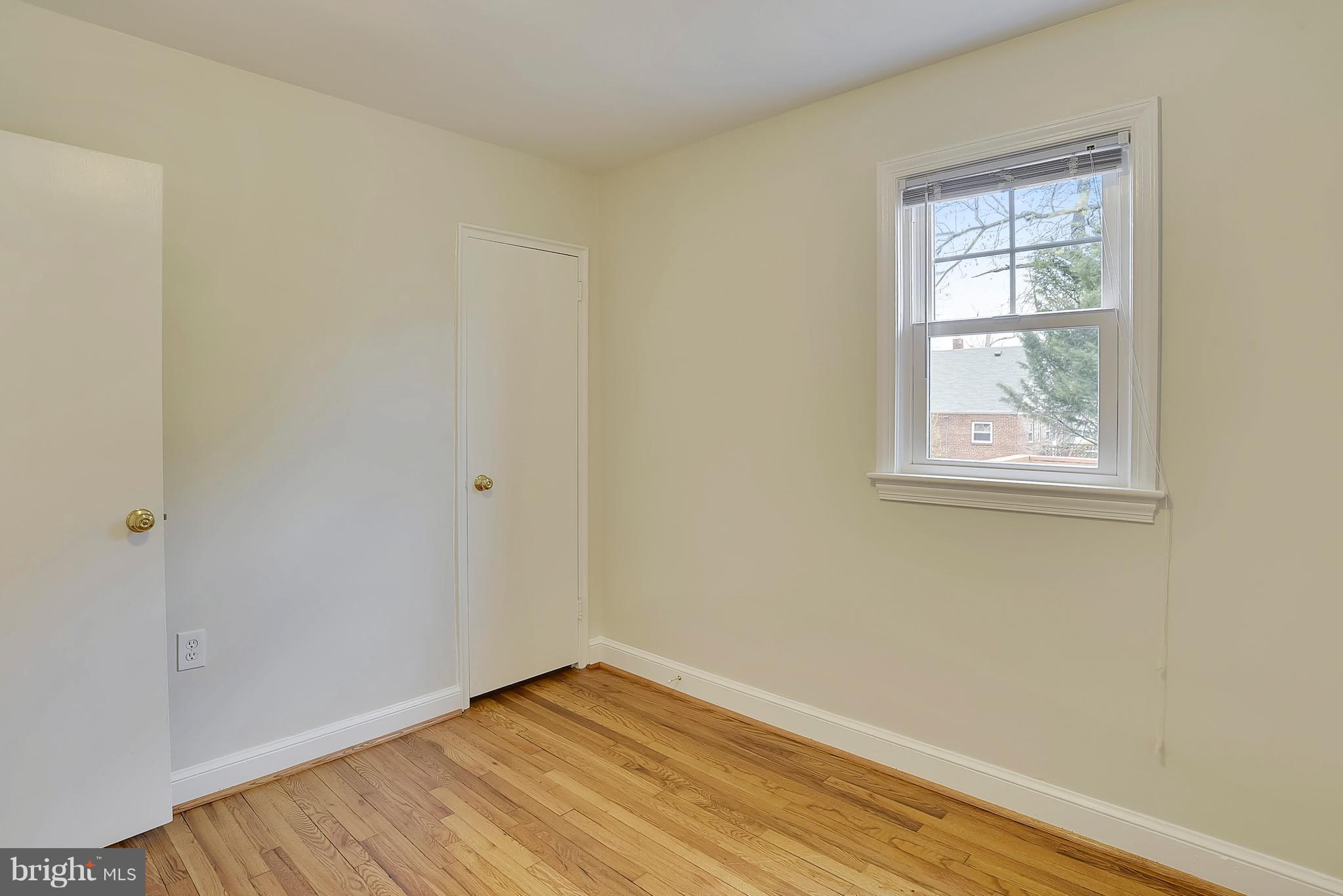 2916 Irvington Road Falls Church, VA 22042 - Photo 14 of 30 Main level bedroom 2
