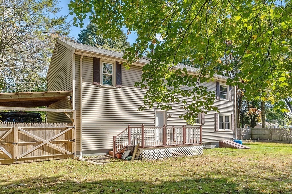 62 Standish Road Haverhill, MA 01832 - Photo 3 of 40 Gallery Image 3