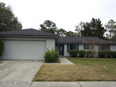 3745 Foxcroft Road Jacksonville, FL 32257 - Photo 1 of 12 FRONT
