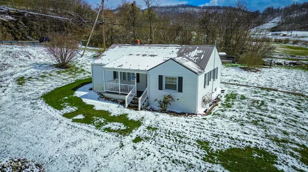 $189,900 | 18 Old Quarry Road, Saltville, VA 24370