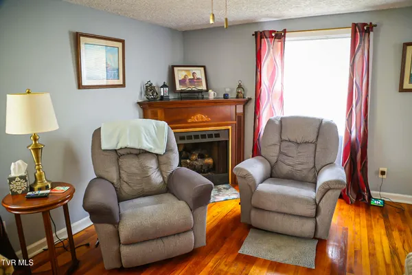 $189,900 | 18 Old Quarry Road, Saltville, VA 24370