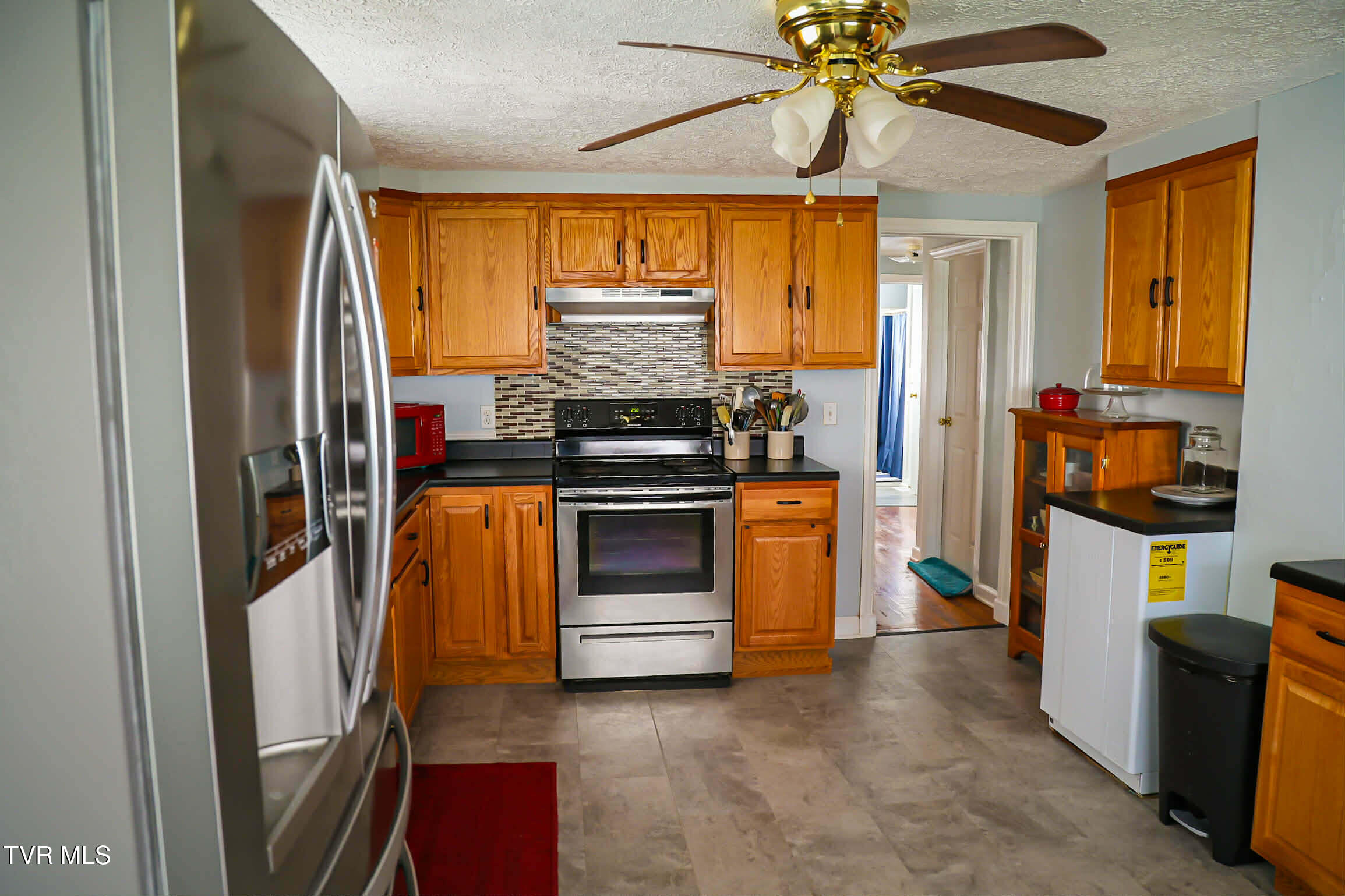 18 Old Quarry Road Saltville, VA 24370 - Photo 13 of 33 Messenger_creation_10EE03FB-03F8-405B-89