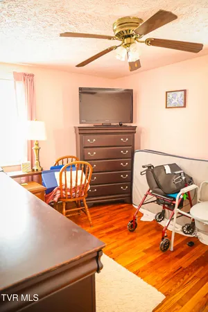 $189,900 | 18 Old Quarry Road, Saltville, VA 24370