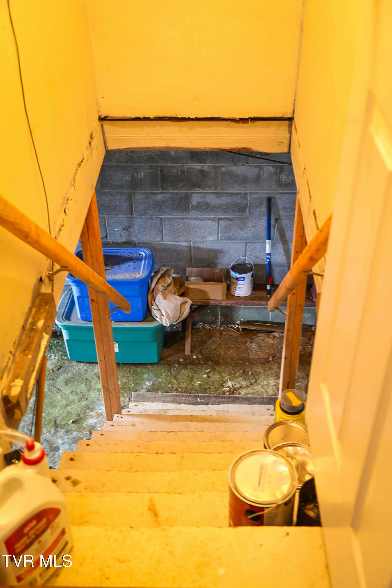 18 Old Quarry Road Saltville, VA 24370 - Photo 22 of 33 Messenger_creation_F8AE6762-FE20-4364-B3