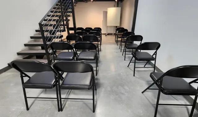 a view of utility room