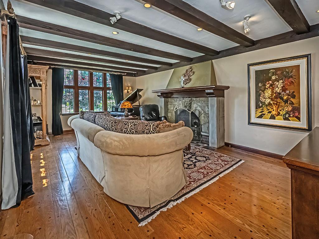 1247 Washington Road Pittsburgh, PA 15228 - Photo 8 of 32