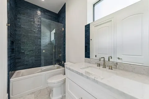 $2,895,000 | 8802 Lanell Lane, Houston, TX 77055