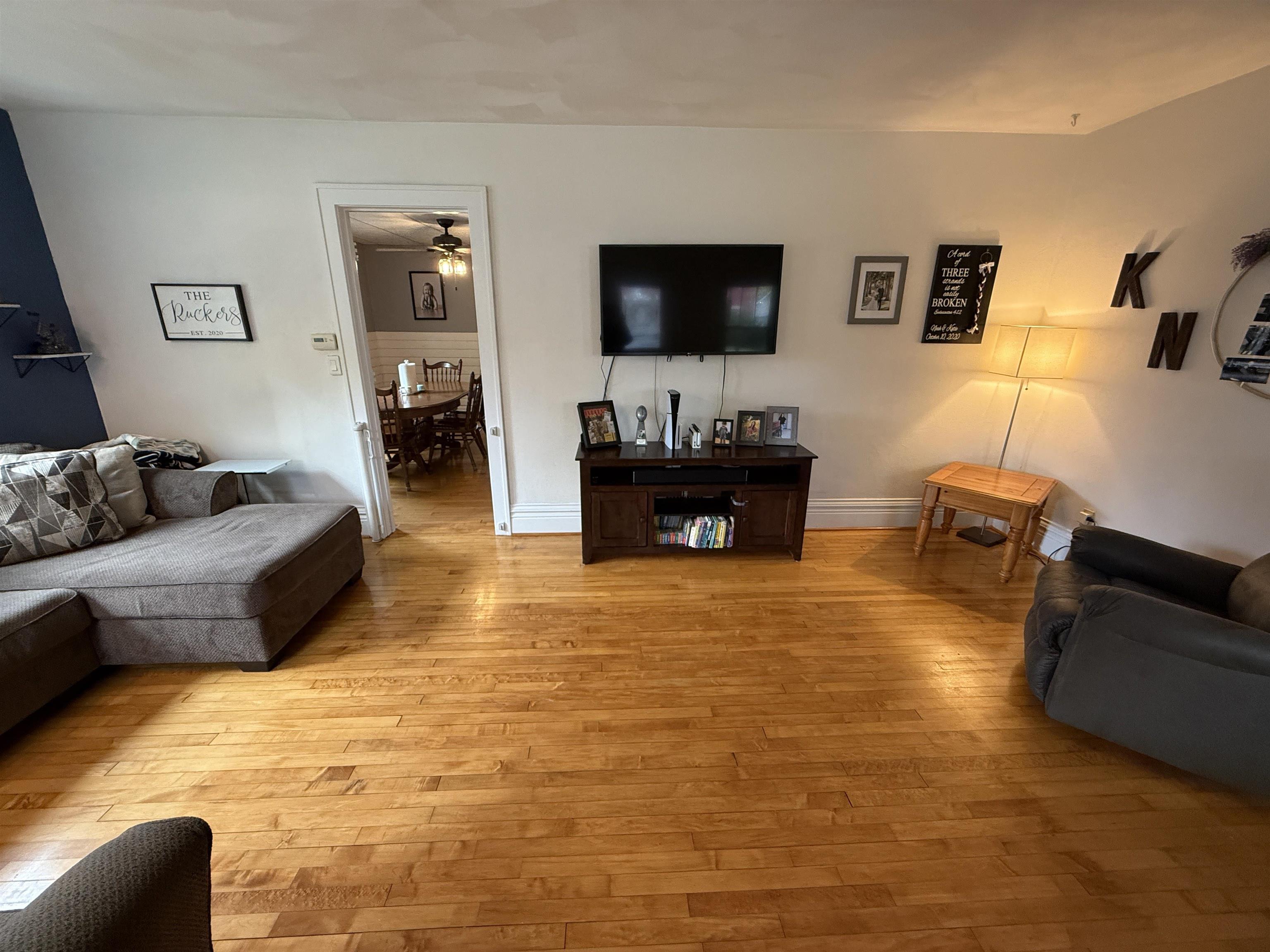 1317 22nd Avenue Monroe, WI 53566 - Photo 6 of 42