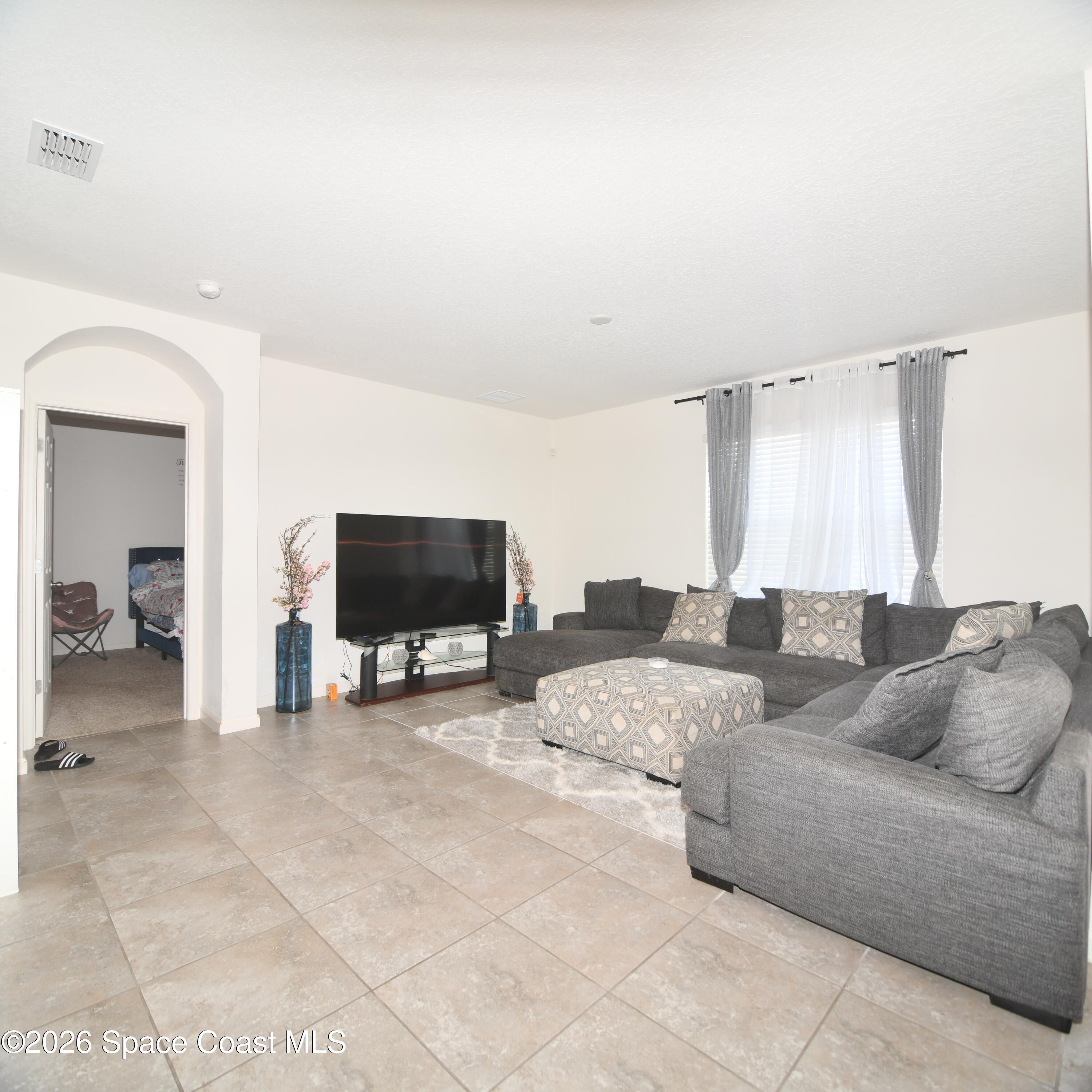 439 Gancedo Street Southwest Palm Bay, FL 32908 - Photo 12 of 23 DSC_0687