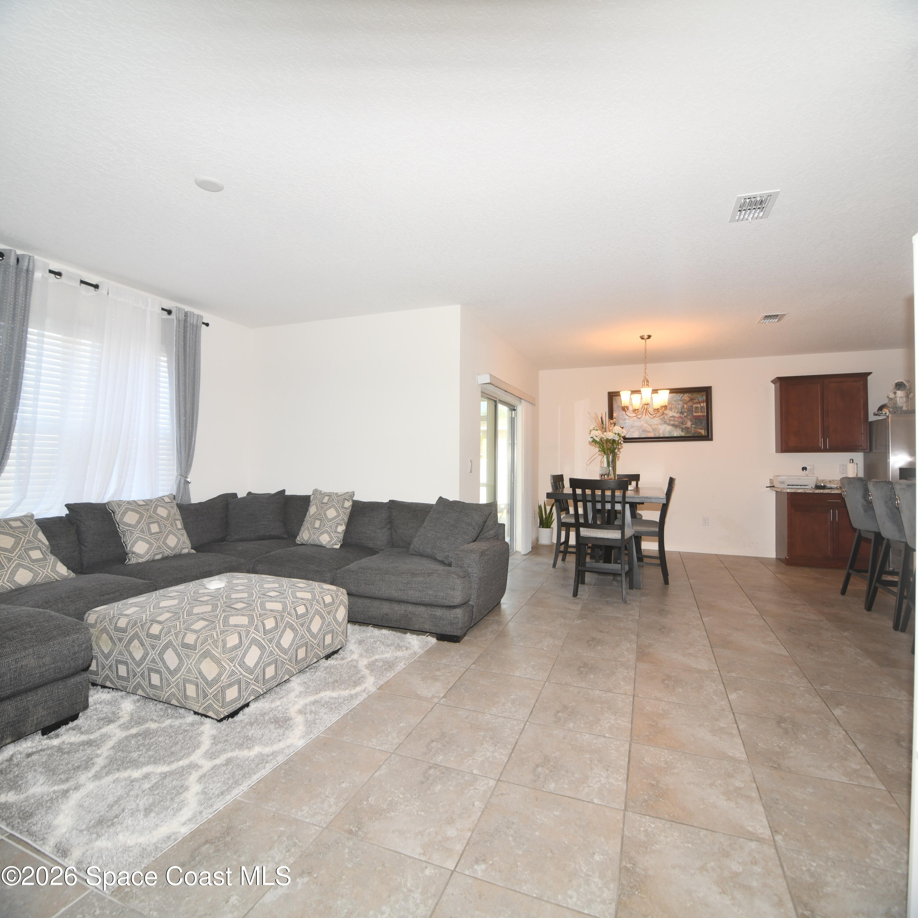 439 Gancedo Street Southwest Palm Bay, FL 32908 - Photo 14 of 23 DSC_0690