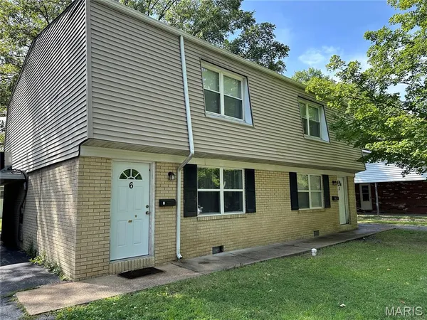 $215,000 | 6 Kings Court, Swansea, IL 62226