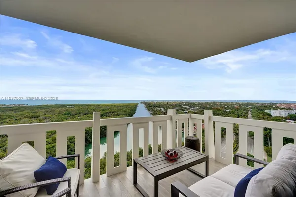 $2,090,000 | 1121 Crandon Boulevard, Unit D1202, Key Biscayne, FL 33149