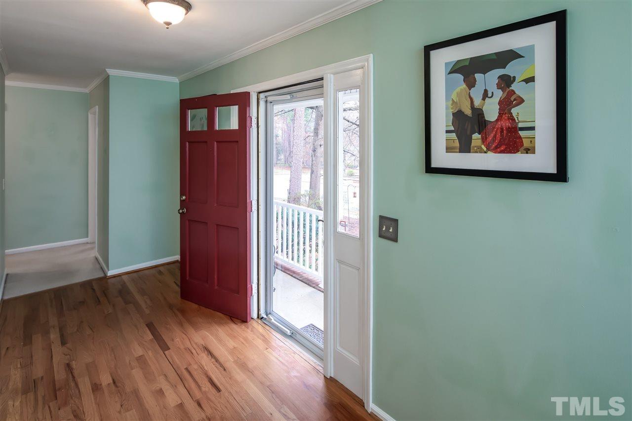704 Sawmill Road Raleigh, NC 27615 - Photo 4 of 22