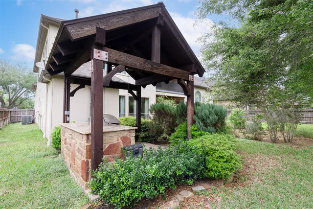 $5,500 | 7414 Newbury Trail, Sugar Land, TX 77479