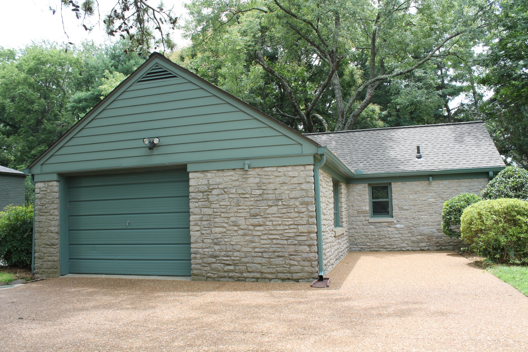 207 Battle Avenue Franklin, TN 37064 - Photo 11 of 67 a front view of a house
