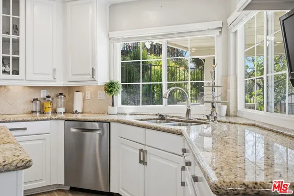 $1,695,000 | 157 South Donna Court, Anaheim, CA 92807