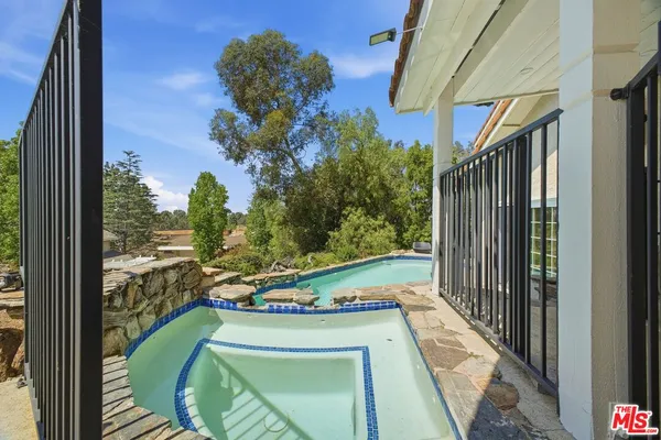 $1,695,000 | 157 South Donna Court, Anaheim, CA 92807