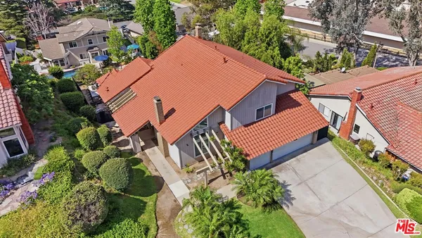 $1,695,000 | 157 South Donna Court, Anaheim, CA 92807