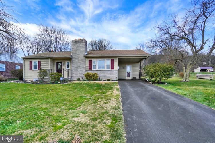 427 Accomac Road York, PA 17406 - Photo 1 of 31 Gallery Image 1