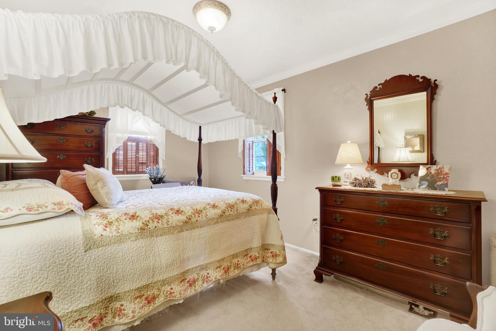 427 Accomac Road York, PA 17406 - Photo 9 of 31 Gallery Image 9