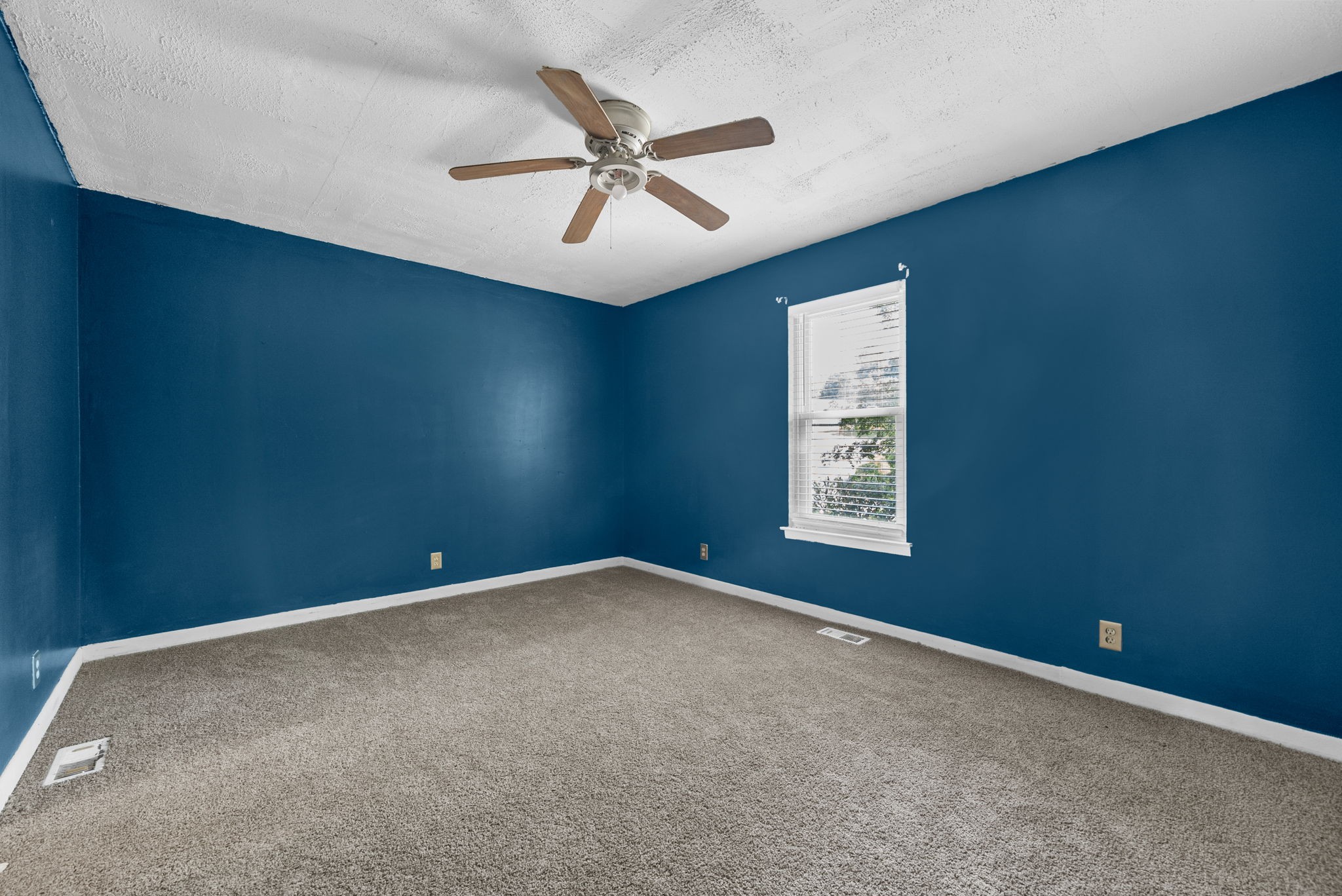 1586 Boxcroft Road Clarksville, TN 37042 - Photo 14 of 20 Gallery Image 14