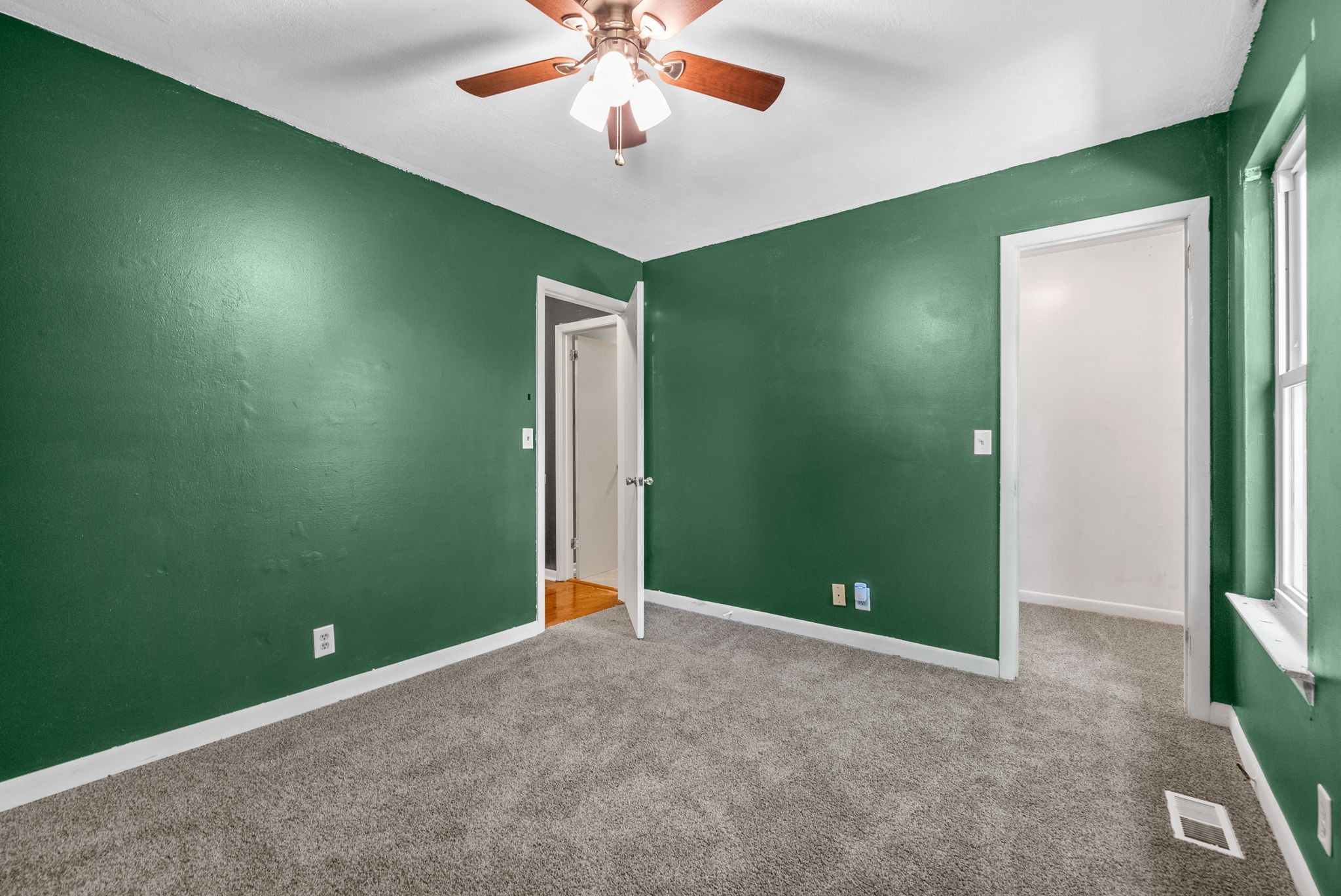 1586 Boxcroft Road Clarksville, TN 37042 - Photo 16 of 20 Gallery Image 16