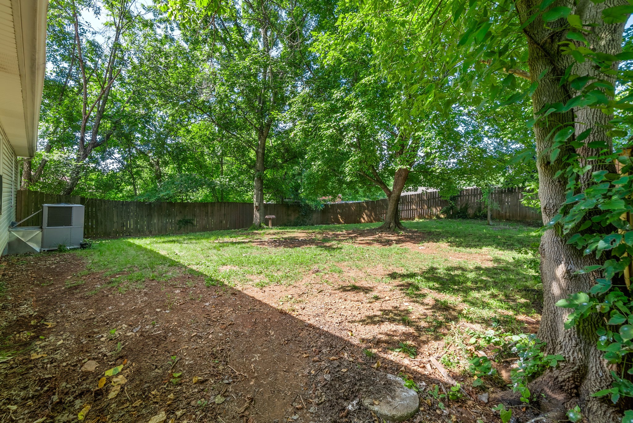 1586 Boxcroft Road Clarksville, TN 37042 - Photo 17 of 20 Gallery Image 17