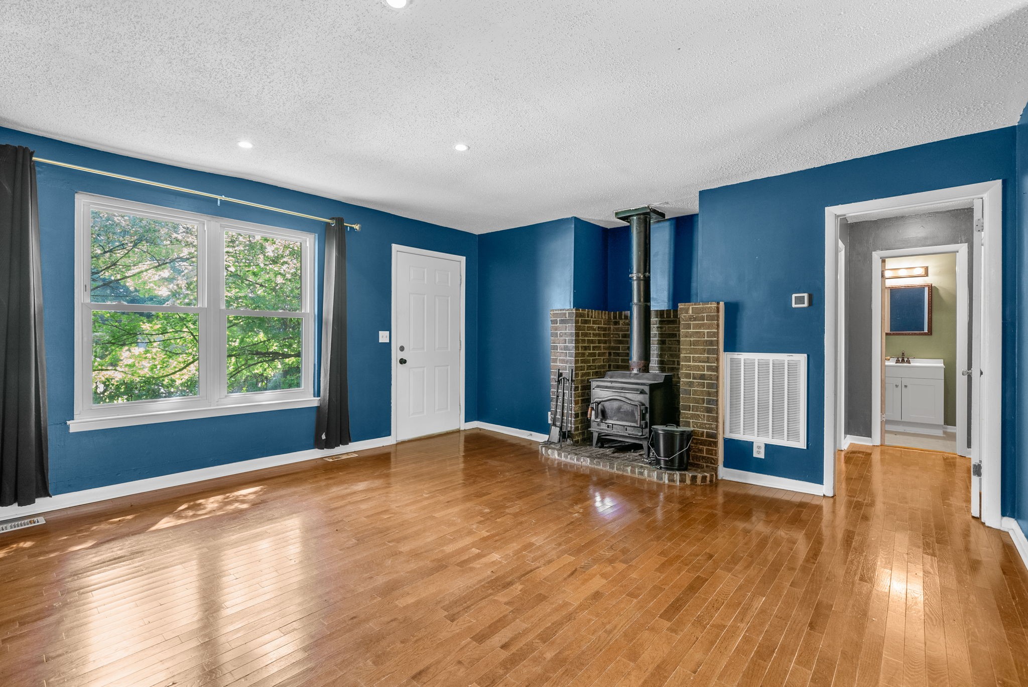 1586 Boxcroft Road Clarksville, TN 37042 - Photo 6 of 20 Gallery Image 6
