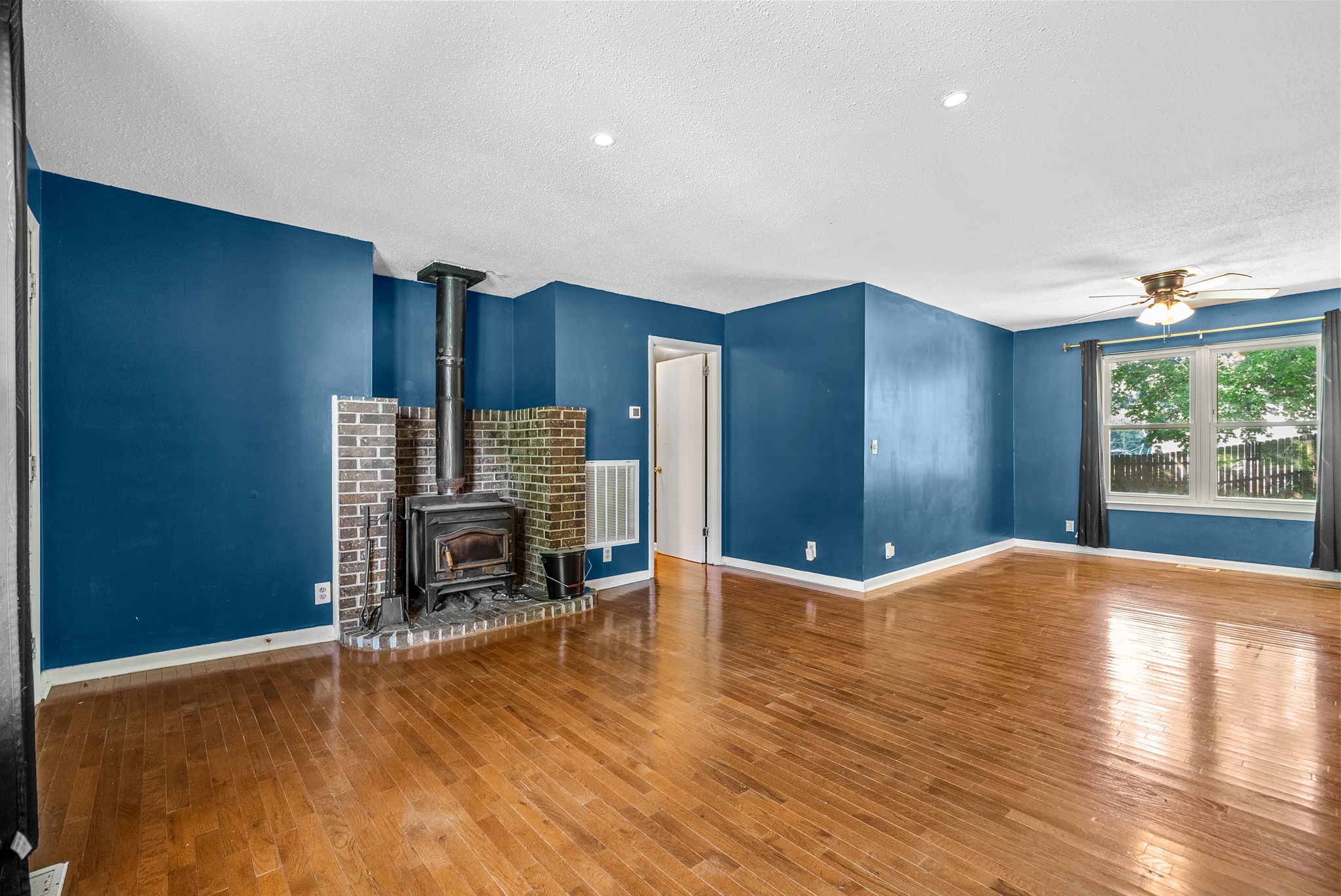 1586 Boxcroft Road Clarksville, TN 37042 - Photo 7 of 20 Gallery Image 7