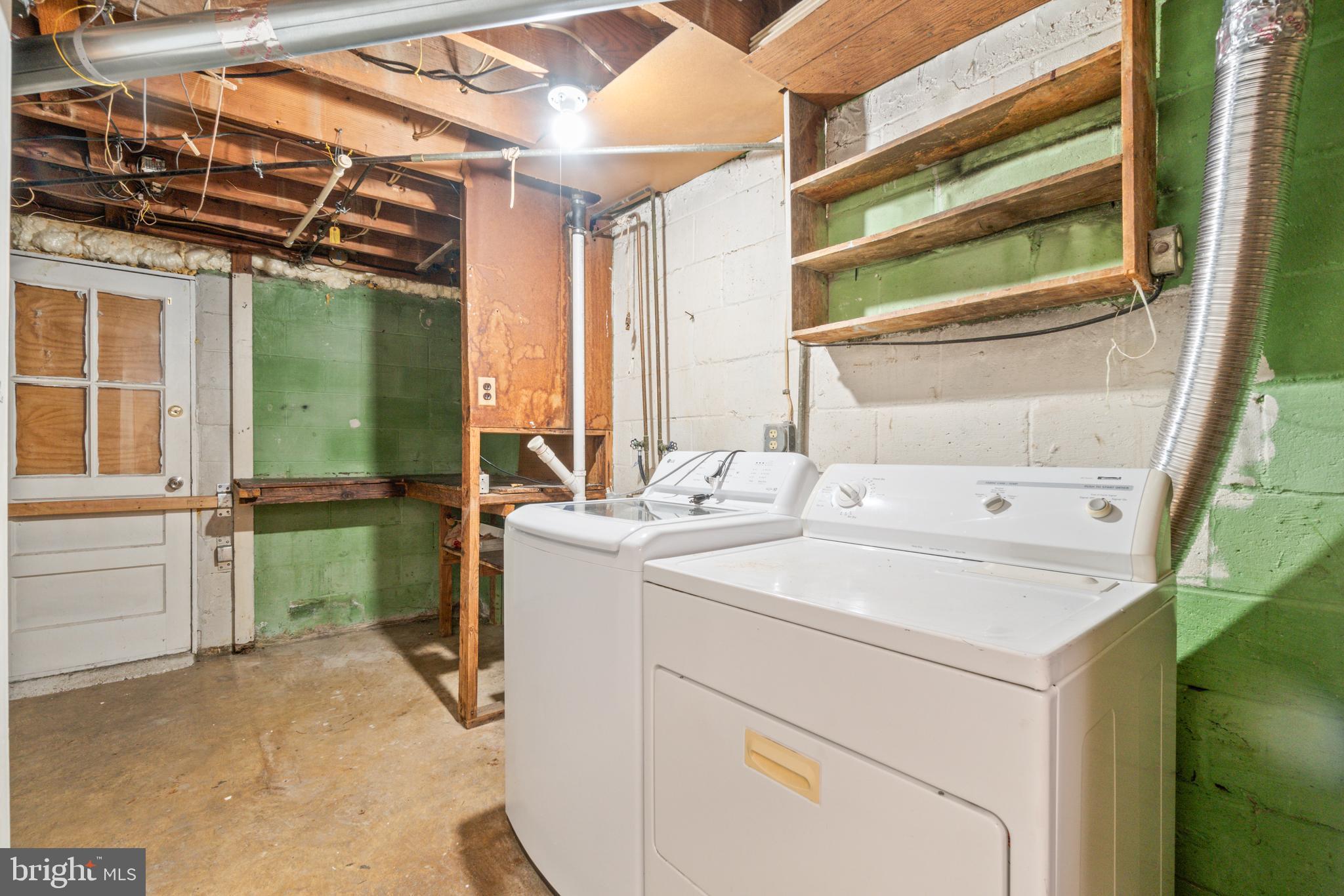 8619 Oak Road Baltimore, MD 21234 - Photo 14 of 22 Gallery Image 14