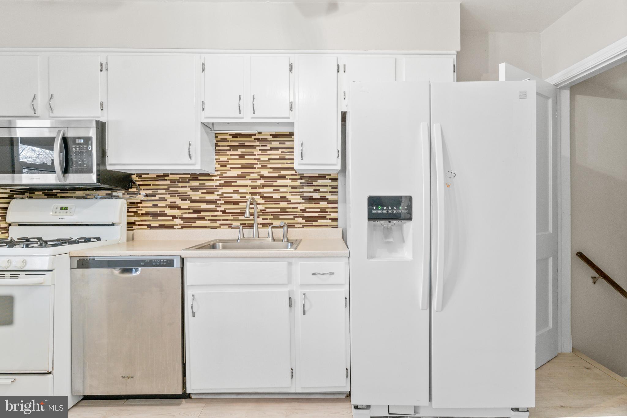 8619 Oak Road Baltimore, MD 21234 - Photo 5 of 22 Gallery Image 5