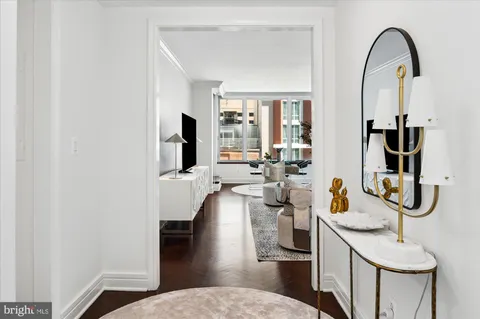 $1,100,000 | 1155 23rd Street Northwest, Unit 5L, Washington, DC 20037