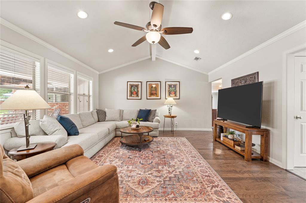 2812 Country Club Road Pantego, TX 76013 - Photo 12 of 40