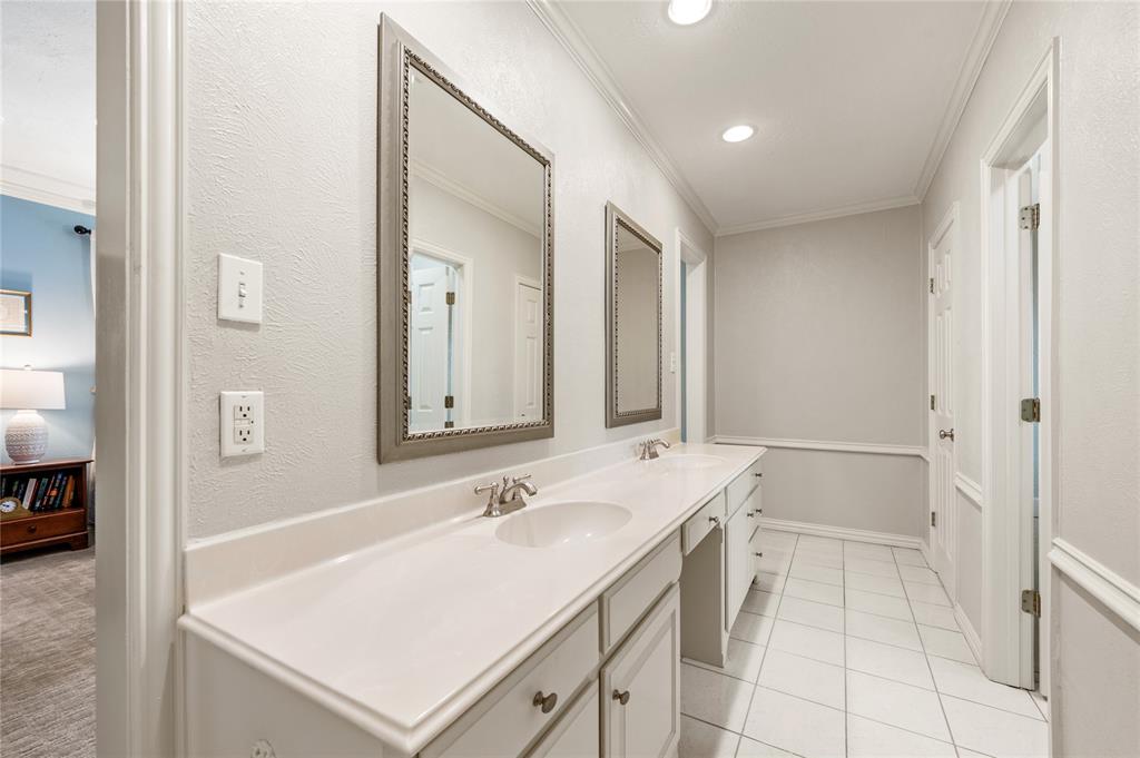 2812 Country Club Road Pantego, TX 76013 - Photo 27 of 40
