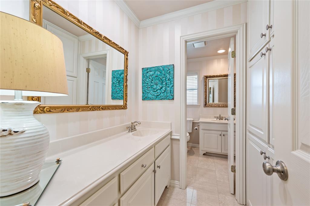 2812 Country Club Road Pantego, TX 76013 - Photo 29 of 40