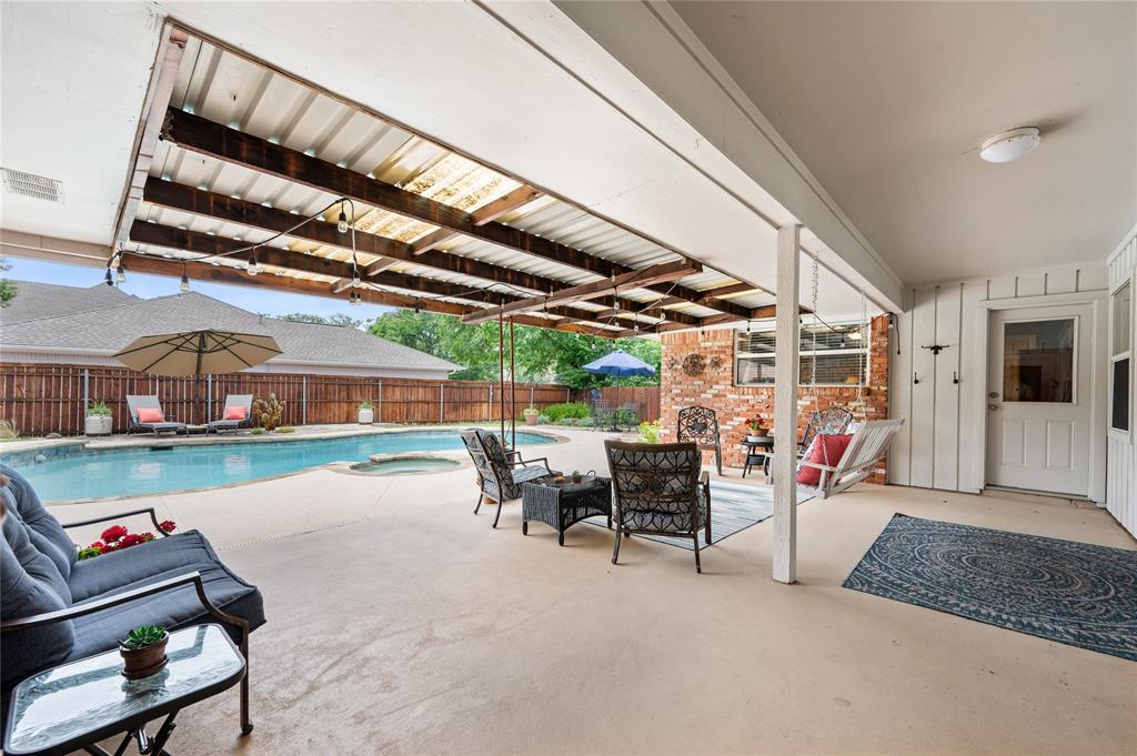 2812 Country Club Road Pantego, TX 76013 - Photo 31 of 40