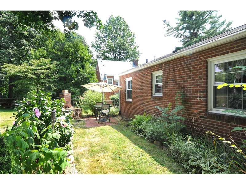411 Patterson Road Bethel Park, PA 15102 - Photo 3 of 14 Exterior Back.