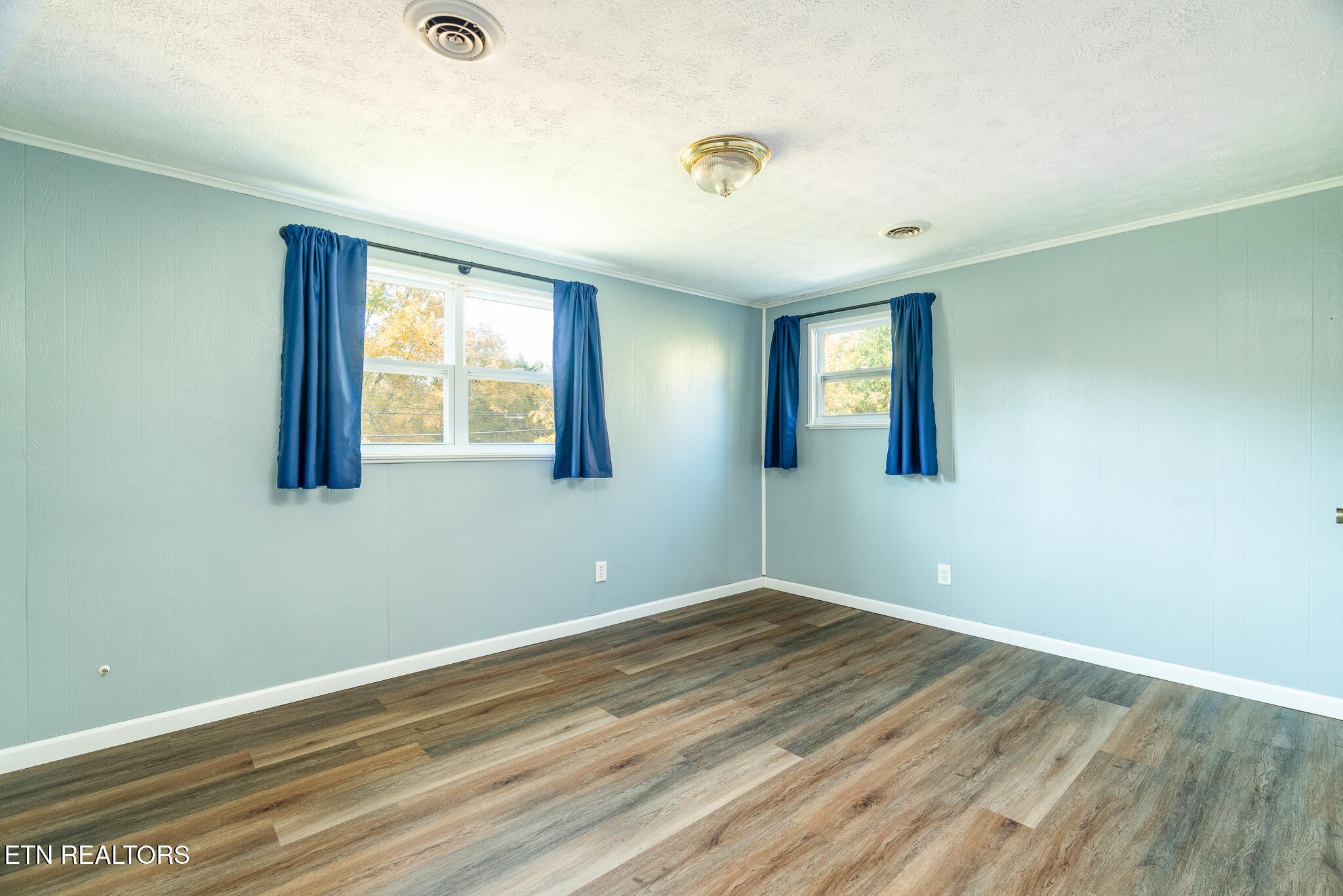 4516 Plummer Road Northeast Knoxville, TN 37918 - Photo 11 of 25 Gallery Image 11