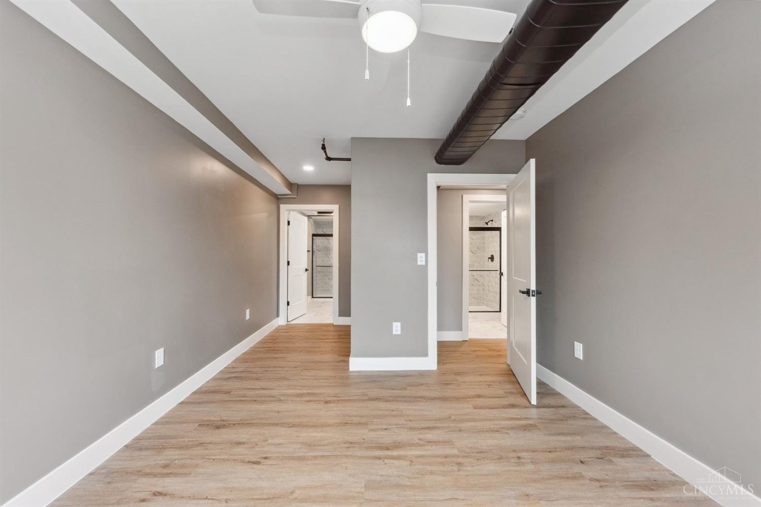 6011 Madison Road, Unit 4 Cincinnati, OH 45227 - Photo 13 of 28