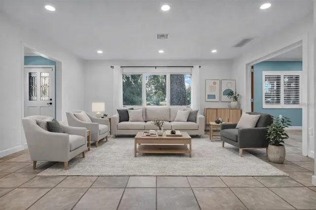 $5,900 | 307 West 4th Avenue, Windermere, FL 34786